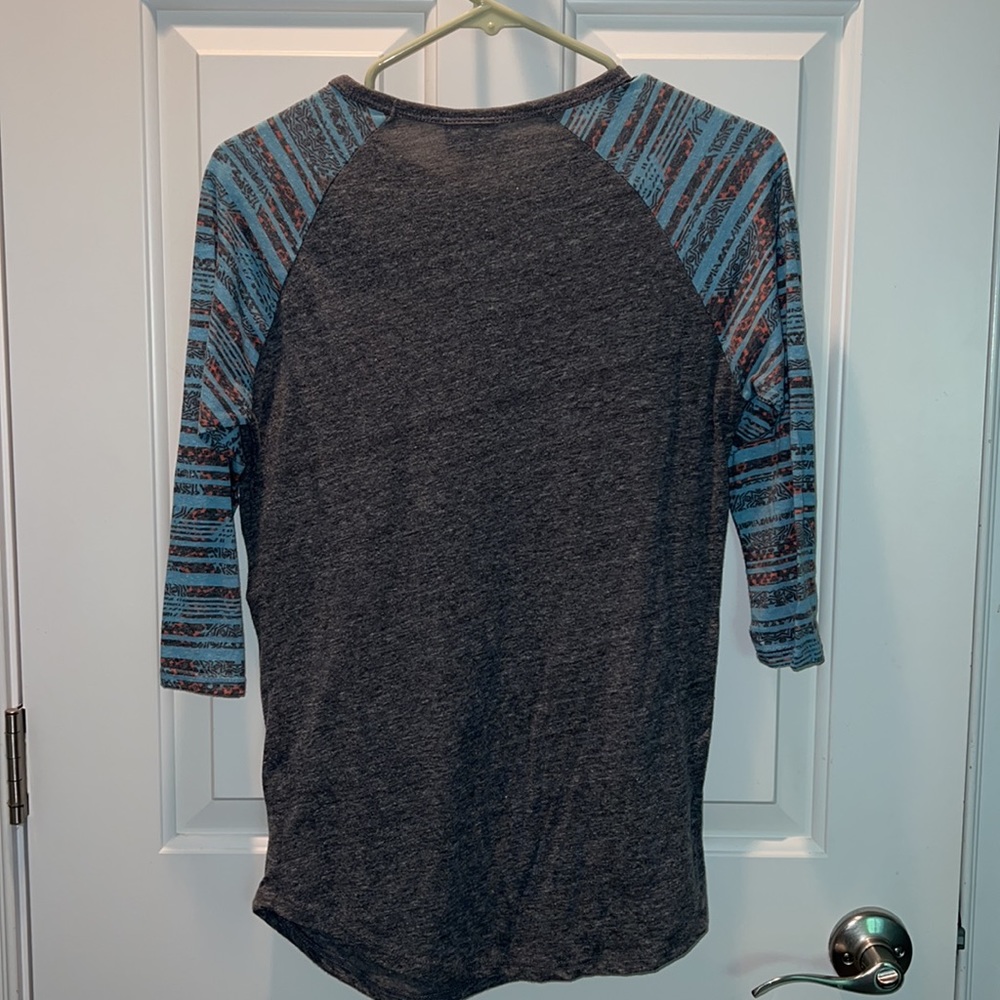 Womens XS Lularoe Randy Raglan tee - Picture 4 of 4